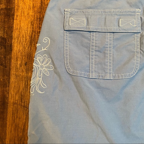 Kühl • Blue Skirt with Floral Embroidery - Picture 9 of 10